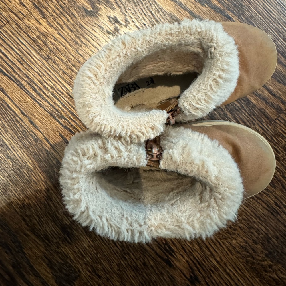 Zara winter boots with zipper, size 24. - Picture 5 of 5